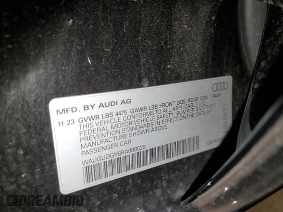 ✅ 2024 Audi A3 Premium • VIN: WAUGUDGY8RA066029 • Лот: 61027345. Опубликован ранее на Copart с пробегом 10 627 миль. Бесплатный доступ к архиву аукционных продаж из США и подробный отчёт об истории автомобиля на DreamBid. Изображение 13.