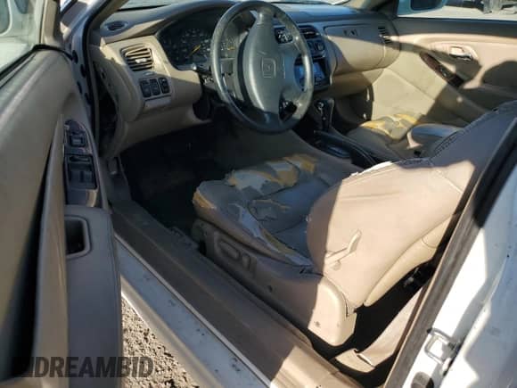 1999 Honda Accord EX с VIN 1HGCG2250XA013432, выставлен на аукционе Copart как лот 84782095 с пробегом 144 541 миль миль и Списание • Salvage title. История ставок и продаж доступна на DreamBid. Изображение 8.