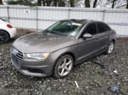 ✅ 2015 Audi S3 Premium Plus • VIN: WAUBFGFF0F1050425 • Lot: 43683943. Wystawiony na Copart z przebiegiem 104 077 mil. Bezpłatny archiwum sprzedaży aukcyjnych z USA i szczegółowy raport historii pojazdu na DreamBid. Zdjęcie 1.