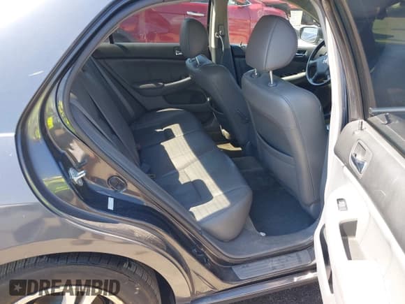 ✅ 2006 Honda Accord EX-L • VIN: 1HGCM56836A172751 • Lot: 43140293. Listed on IAAI with 97,227 mi. Free auction sales archive from the USA and detailed vehicle history report at DreamBid. Image 8.