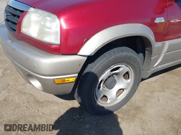 ✅ 2002 Suzuki Grand Vitara JLX • VIN: JS3TD62V524153953 • Lot: 42619018. Wystawiony na IAAI z przebiegiem 133 653 mil. Bezpłatny archiwum sprzedaży aukcyjnych z USA i szczegółowy raport historii pojazdu na DreamBid. Zdjęcie 14.