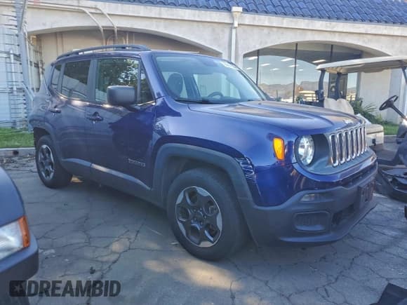 ✅ 2017 Jeep Renegade Sport • VIN: ZACCJAABXHPF77818 • Лот: 95669635. Опубликован ранее на Copart с пробегом 67 066 миль. Бесплатный доступ к архиву аукционных продаж из США и подробный отчёт об истории автомобиля на DreamBid. Изображение 4.