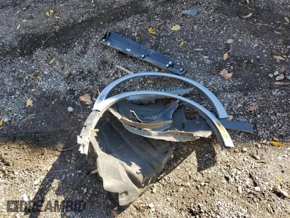 ✅ 2025 Ford Mustang Mach-E Premium • VIN: 3FMTK3SU7SMA22016 • Lot: 87457115. Listed on Copart with 4,973 mi. Free auction sales archive from the USA and detailed vehicle history report at DreamBid. Image 12.