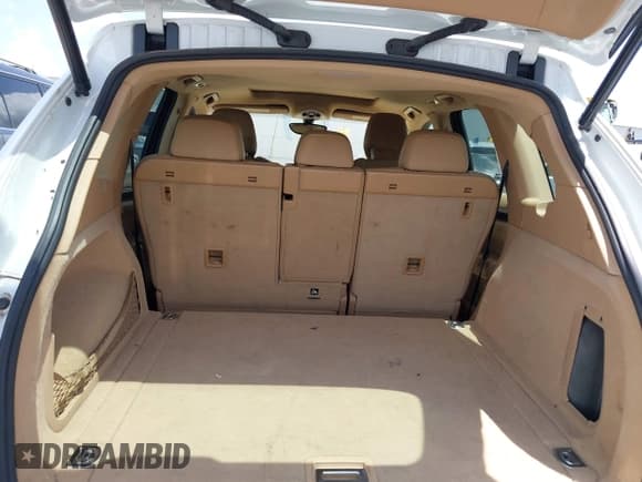 ✅ 2014 Porsche Cayenne • VIN: WP1AA2A28ELA03925 • Лот: 42514776. Опубликован ранее на IAAI с пробегом 203 463 миль. Бесплатный доступ к архиву аукционных продаж из США и подробный отчёт об истории автомобиля на DreamBid. Изображение 18.