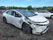 2024 Toyota Prius SE with VIN JTDACACU2R3024408, listed as a IAAI auction lot 43114921 with 18,724 mi miles and . Bid and sale history available at DreamBid. Image 6.