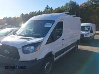 ✅ 2019 Ford Transit • VIN: 1FTYR2CM1KKB74976 • Lot: 43434419. Wystawiony na IAAI z przebiegiem 113 183 mil. Bezpłatny archiwum sprzedaży aukcyjnych z USA i szczegółowy raport historii pojazdu na DreamBid. Zdjęcie 2.