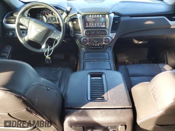 2020 Chevrolet Suburban Premier z VIN 1GNSCJKC5LR163330, wystawiony jako Copart lot #85289904 z przebiegiem 83 448 mil mil oraz Szkoda całkowita • Salvage title. Historia ofert i sprzedaży dostępna na DreamBid. Obrazek 8.