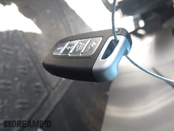 ✅ 2012 Kia Optima SX • VIN: 5XXGR4A68CG002290 • Lot: 43589604. Listed on IAAI with 117,719 mi. Free auction sales archive from the USA and detailed vehicle history report at DreamBid. Image 11.