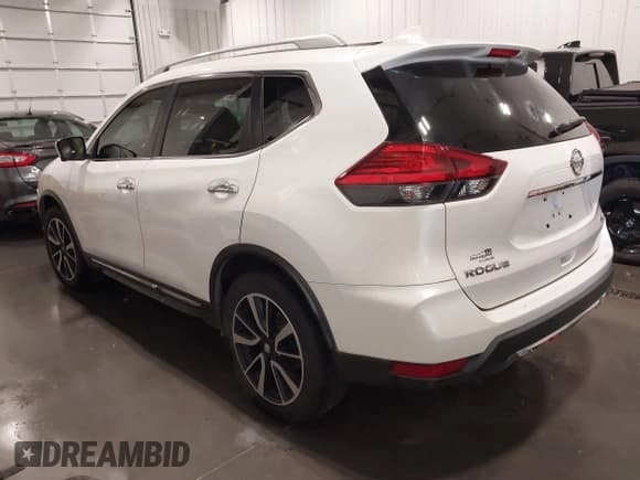 ✅ 2017 Nissan Rogue SL • VIN: JN8AT2MV8HW256848 • Lot: 42271691. Listed on IAAI with 103,597 mi. Free auction sales archive from the USA and detailed vehicle history report at DreamBid. Image 3.