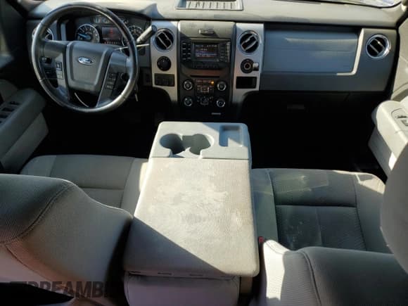 ✅ 2013 Ford F-150 XL • VIN: 1FTFW1ET2DKG04404 • Lot: 92457845. Listed on Copart with 228,286 mi. Free auction sales archive from the USA and detailed vehicle history report at DreamBid. Image 8.