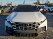 ✅ 2022 Hyundai Santa Cruz SEL • VIN: 5NTJBDAE5NH001866 • Lot: 90853285. Listed on Copart with 49,387 mi. Free auction sales archive from the USA and detailed vehicle history report at DreamBid. Image 5.