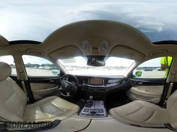 ✅ 2016 Hyundai Equus Signature • VIN: KMHGH4JH9GU104049 • Лот: 43208985. Опубликован ранее на IAAI с пробегом 77 778 миль. Бесплатный доступ к архиву аукционных продаж из США и подробный отчёт об истории автомобиля на DreamBid. Изображение 18.