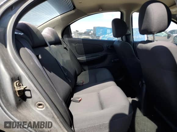 2005 Dodge Neon SXT z VIN 1B3ES56C95D201704, wystawiony jako Copart lot #59340935 z przebiegiem 119 066 mil mil oraz Szkoda całkowita • Salvage title. Historia ofert i sprzedaży dostępna na DreamBid. Obrazek 10.