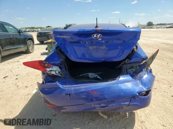 ✅ 2013 Hyundai Accent GLS • VIN: KMHCT4AE9DU359640 • Lot: 84293735. Listed on Copart with 132,036 mi. Free auction sales archive from the USA and detailed vehicle history report at DreamBid. Image 6.