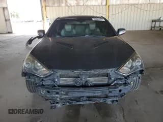 ✅ 2015 Hyundai Genesis Coupe 3.8L Base • VIN: KMHHU6KJ7FU123582 • Lot: 86893475. Wystawiony na Copart z przebiegiem 76 292 mil. Bezpłatny archiwum sprzedaży aukcyjnych z USA i szczegółowy raport historii pojazdu na DreamBid. Zdjęcie 5.