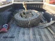 ✅ 2003 Chevrolet Silverado 2500HD LS • VIN: 1GCHK29U23E350574 • Lot: 83432514. Wystawiony na Copart z przebiegiem Nie podano. Bezpłatny archiwum sprzedaży aukcyjnych z USA i szczegółowy raport historii pojazdu na DreamBid. Zdjęcie 13.