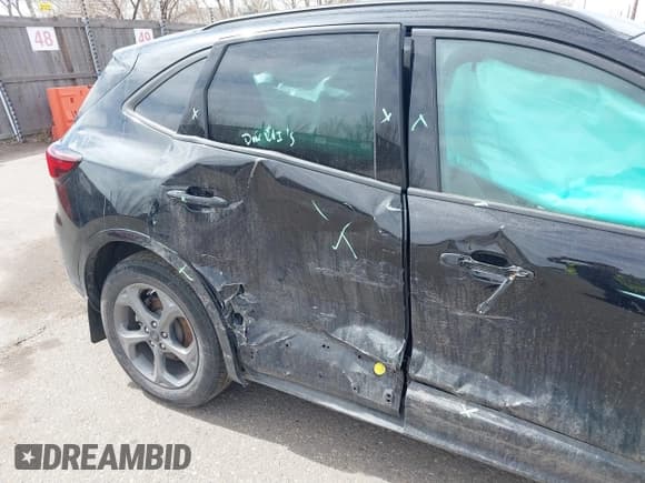 ✅ 2023 Ford Escape ST-Line Select • VIN: 1FMCU9NZ3PUA99506 • Lot: 41799950. Wystawiony na IAAI z przebiegiem 18 343 mil. Bezpłatny archiwum sprzedaży aukcyjnych z USA i szczegółowy raport historii pojazdu na DreamBid. Zdjęcie 6.