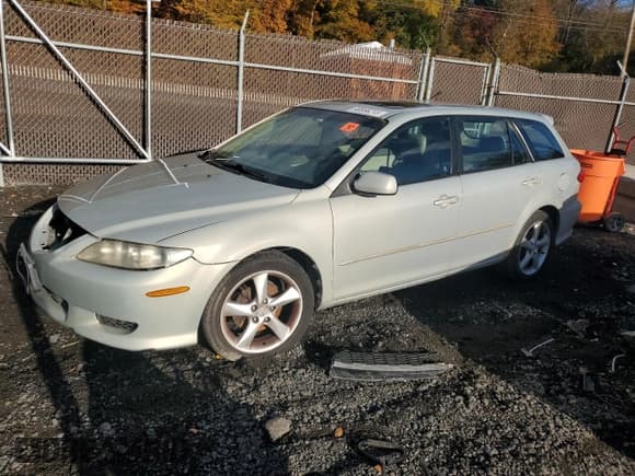 ✅ 2004 Mazda 6 s • VIN: 1YVHP82D545N54862 • Lot: 90856215. Wystawiony na Copart z przebiegiem Nie podano. Bezpłatny archiwum sprzedaży aukcyjnych z USA i szczegółowy raport historii pojazdu na DreamBid. Zdjęcie 1.