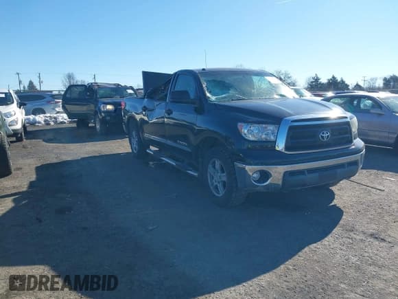 ✅ 2011 Toyota Tundra • VIN: 5TFDM5F18BX023877 • Lot: 41558654. Listed on IAAI with 235,734 mi. Free auction sales archive from the USA and detailed vehicle history report at DreamBid. Image 1.