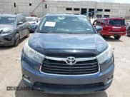 ✅ 2015 Toyota Highlander Limited • VIN: 5TDYKRFH0FS094272 • Lot: 42634576. Listed on IAAI with 176,312 mi. Free auction sales archive from the USA and detailed vehicle history report at DreamBid. Image 12.