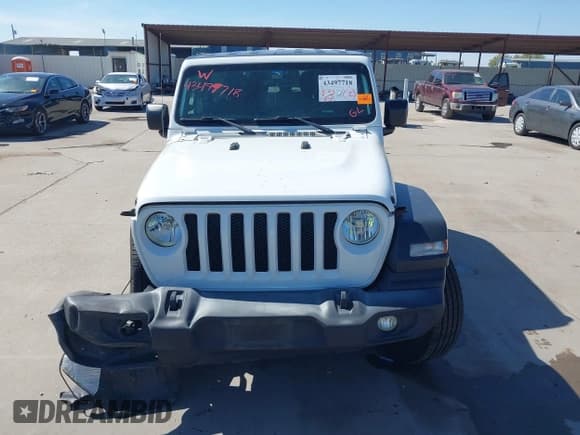 ✅ 2020 Jeep Wrangler Sport S • VIN: 1C4GJXAN3LW266757 • Lot: 43497718. Wystawiony na IAAI z przebiegiem 61 909 mil. Bezpłatny archiwum sprzedaży aukcyjnych z USA i szczegółowy raport historii pojazdu na DreamBid. Zdjęcie 12.