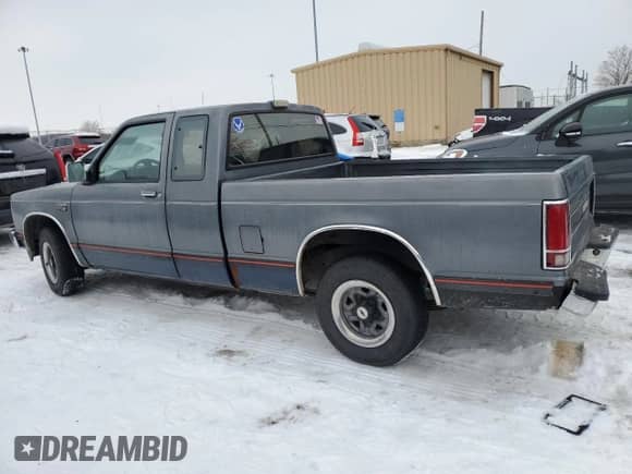 1986 Chevrolet S-10 X96 с VIN 1GCCS14R1G2211437, выставлен на аукционе Copart как лот 88146645 с пробегом 143 797 миль миль и Списание • Salvage title. История ставок и продаж доступна на DreamBid. Изображение 2.