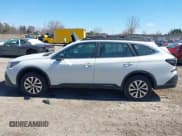 ✅ 2021 Subaru Outback • VIN: 4S4BTAAC2M3175980 • Lot: 41866110. Wystawiony na IAAI z przebiegiem 76 360 mil. Bezpłatny archiwum sprzedaży aukcyjnych z USA i szczegółowy raport historii pojazdu na DreamBid. Zdjęcie 15.