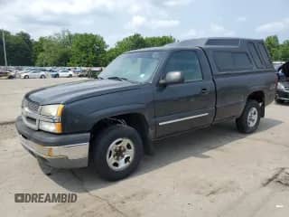 2004 Chevrolet Silverado 1500 Work Truck z VIN 1GCEK14X44Z103484, wystawiony jako Copart lot #68064775 z przebiegiem 147 379 mil mil oraz Czysty tytuł • Clean title. Historia ofert i sprzedaży dostępna na DreamBid. Obrazek 1.