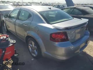 ✅ 2013 Dodge Avenger SXT • VIN: 1C3CDZCB9DN690752 • Lot: 80374594. Wystawiony na Copart z przebiegiem 127 734 mil. Bezpłatny archiwum sprzedaży aukcyjnych z USA i szczegółowy raport historii pojazdu na DreamBid. Zdjęcie 2.