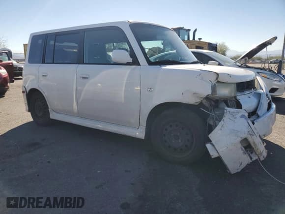 ✅ 2006 Scion xB • VIN: JTLKT324564116737 • Лот: 89836265. Опубликован ранее на Copart с пробегом 339 388 миль. Бесплатный доступ к архиву аукционных продаж из США и подробный отчёт об истории автомобиля на DreamBid. Изображение 4.