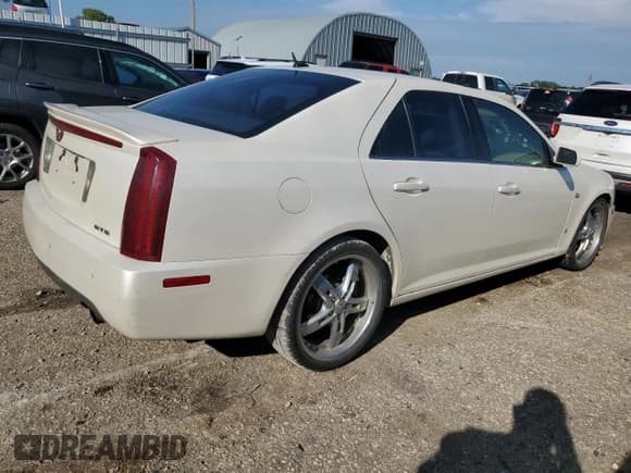 ✅ 2006 Cadillac STS • VIN: 1G6DW677360122952 • Lot: 70916765. Listed on Copart with 173,468 mi. Free auction sales archive from the USA and detailed vehicle history report at DreamBid. Image 3.