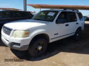 ✅ 2006 Ford Explorer XLS • VIN: 1FMEU72E86UB07984 • Lot: 42899822. Wystawiony na IAAI z przebiegiem Nie podano. Bezpłatny archiwum sprzedaży aukcyjnych z USA i szczegółowy raport historii pojazdu na DreamBid. Zdjęcie 2.