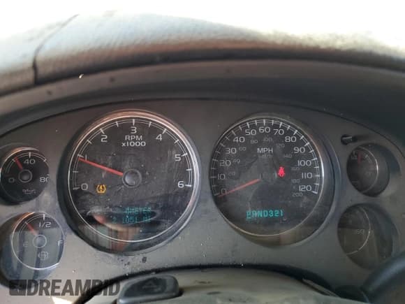 ✅ 2007 GMC Yukon SLE • VIN: 1GKFC13C87R396962 • Lot: 79020564. Listed on Copart with 241,051 mi. Free auction sales archive from the USA and detailed vehicle history report at DreamBid. Image 9.