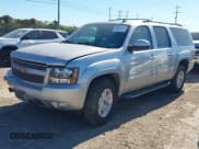 ✅ 2013 Chevrolet Suburban LT • VIN: 1GNSKJE77DR144085 • Lot: 43602777. Wystawiony na IAAI z przebiegiem 271 338 mil. Bezpłatny archiwum sprzedaży aukcyjnych z USA i szczegółowy raport historii pojazdu na DreamBid. Zdjęcie 2.