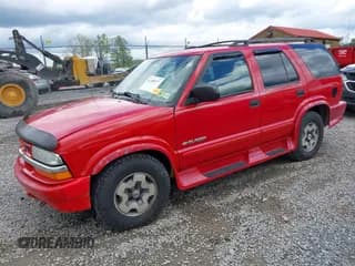 ✅ 2004 Chevrolet Blazer LS • VIN: 1GNDT13X64K127182 • Lot: 42188177. Wystawiony na IAAI z przebiegiem 135 946 mil. Bezpłatny archiwum sprzedaży aukcyjnych z USA i szczegółowy raport historii pojazdu na DreamBid. Zdjęcie 2.