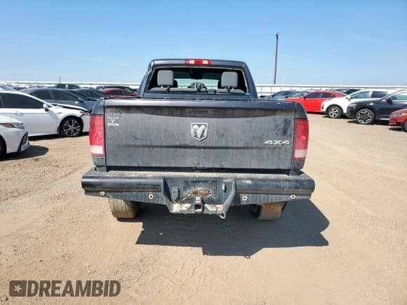 ✅ 2017 Ram 2500 Tradesman • VIN: 3C6UR5CL9HG693630 • Lot: 69536925. Wystawiony na Copart z przebiegiem 174 161 mil. Bezpłatny archiwum sprzedaży aukcyjnych z USA i szczegółowy raport historii pojazdu na DreamBid. Zdjęcie 6.