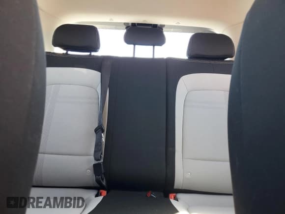 ✅ 2022 Hyundai Venue SEL • VIN: KMHRC8A30NU165676 • Lot: 90048295. Listed on Copart with 25,164 mi. Free auction sales archive from the USA and detailed vehicle history report at DreamBid. Image 10.