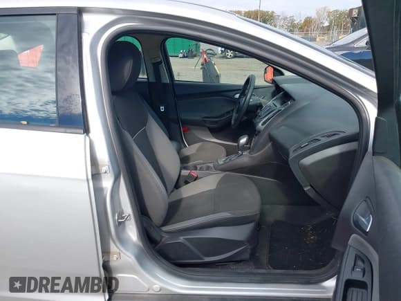 ✅ 2014 Ford Focus SE • VIN: 1FADP3F23EL248911 • Lot: 43486723. Listed on IAAI with 133,164 mi. Free auction sales archive from the USA and detailed vehicle history report at DreamBid. Image 5.