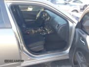 ✅ 2013 Dodge Charger Police • VIN: 2C3CDXAT6DH586230 • Lot: 43680354. Wystawiony na IAAI z przebiegiem 98 443 mil. Bezpłatny archiwum sprzedaży aukcyjnych z USA i szczegółowy raport historii pojazdu na DreamBid. Zdjęcie 5.