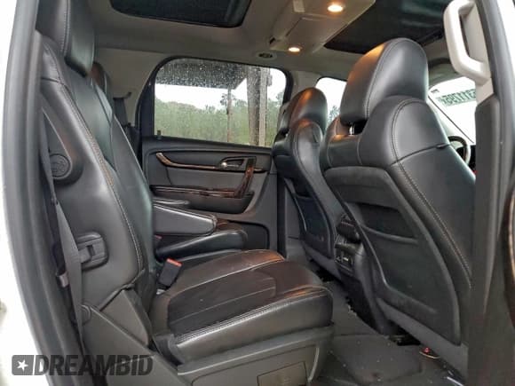 ✅ 2013 GMC Acadia Denali • VIN: 1GKKVTKD6DJ172887 • Лот: 95311795. Опубликован ранее на Copart с пробегом 173 799 миль. Бесплатный доступ к архиву аукционных продаж из США и подробный отчёт об истории автомобиля на DreamBid. Изображение 11.