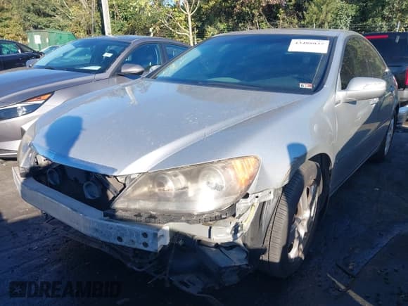 ✅ 2005 Acura RL • VIN: JH4KB16515C017891 • Lot: 43488037. Listed on IAAI with 215,611 mi. Free auction sales archive from the USA and detailed vehicle history report at DreamBid. Image 18.
