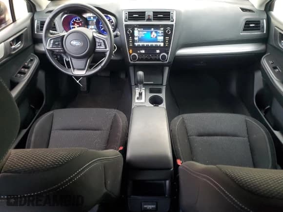 ✅ 2018 Subaru Outback Premium • VIN: 4S4BSAHC1J3284984 • Lot: 92294015. Listed on Copart with 44,095 mi. Free auction sales archive from the USA and detailed vehicle history report at DreamBid. Image 8.