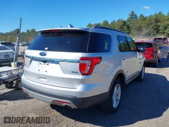 ✅ 2016 Ford Explorer XLT • VIN: 1FM5K8D89GGC63230 • Lot: 43342186. Wystawiony na IAAI z przebiegiem 85 004 mil. Bezpłatny archiwum sprzedaży aukcyjnych z USA i szczegółowy raport historii pojazdu na DreamBid. Zdjęcie 4.