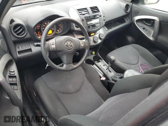 ✅ 2010 Toyota RAV4 Sport • VIN: JTMWF4DV0A5030173 • Lot: 90403795. Wystawiony na Copart z przebiegiem 108 616 mil. Bezpłatny archiwum sprzedaży aukcyjnych z USA i szczegółowy raport historii pojazdu na DreamBid. Zdjęcie 8.