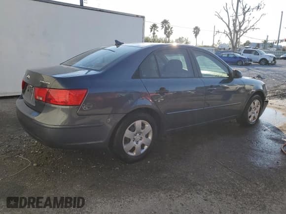 ✅ 2009 Hyundai Sonata GLS • VIN: 5NPET46C79H404192 • Лот: 88631545. Опубликован ранее на Copart с пробегом 123 196 миль. Бесплатный доступ к архиву аукционных продаж из США и подробный отчёт об истории автомобиля на DreamBid. Изображение 3.