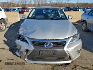 ✅ 2014 Lexus CT 200h • VIN: JTHKD5BHXE2202805 • Лот: 94697485. Опубликован ранее на Copart с пробегом 124 573 миль. Бесплатный доступ к архиву аукционных продаж из США и подробный отчёт об истории автомобиля на DreamBid. Изображение 5.