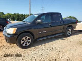✅ 2013 Nissan Titan SV • VIN: 1N6AA0EK6DN302197 • Lot: 71210925. Wystawiony na Copart z przebiegiem 225 275 mil. Bezpłatny archiwum sprzedaży aukcyjnych z USA i szczegółowy raport historii pojazdu na DreamBid. Zdjęcie 1.