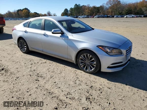 ✅ 2015 Hyundai Genesis 3.8L • VIN: KMHGN4JE5FU079955 • Lot: 84630584. Wystawiony na Copart z przebiegiem 140 725 mil. Bezpłatny archiwum sprzedaży aukcyjnych z USA i szczegółowy raport historii pojazdu na DreamBid. Zdjęcie 4.