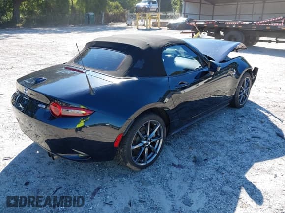✅ 2016 Mazda MX-5 Miata Grand Touring • VIN: JM1NDAD75G0114822 • Lot: 43070822. Listed on IAAI with 85,933 mi. Free auction sales archive from the USA and detailed vehicle history report at DreamBid. Image 4.