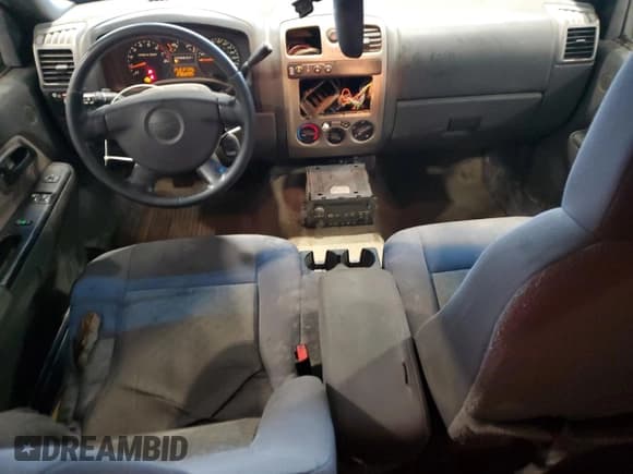 ✅ 2004 GMC Canyon SLE Z71 • VIN: 1GTDT196448111177 • Lot: 82228415. Listed on Copart with 296,895 mi. Free auction sales archive from the USA and detailed vehicle history report at DreamBid. Image 8.